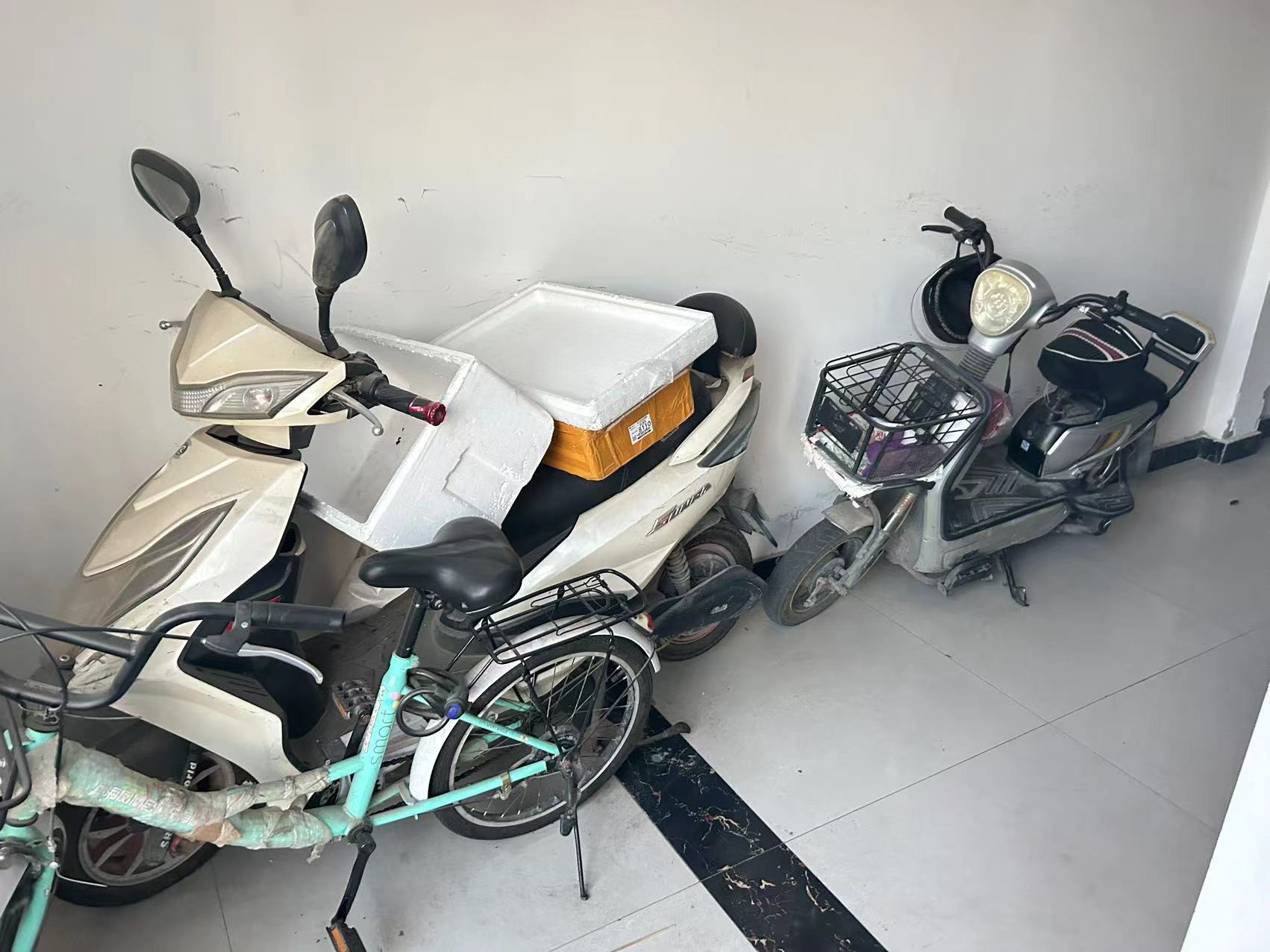320գƽȺڷӳ¥е綯ܷͣ߹ͼ